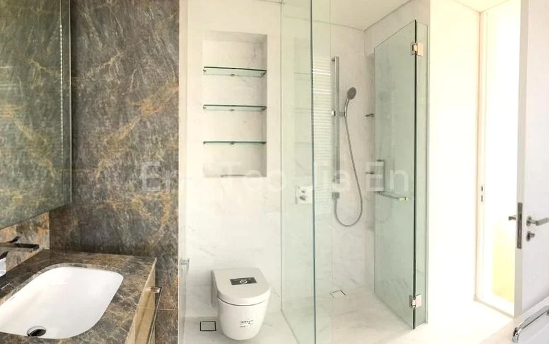 2 Bed Condo for Rent in  South Beach Residences - Image 9