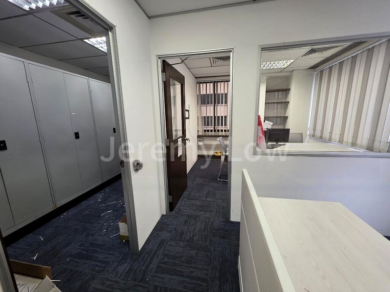 Office for Rent: Tong Eng Building - Image 4