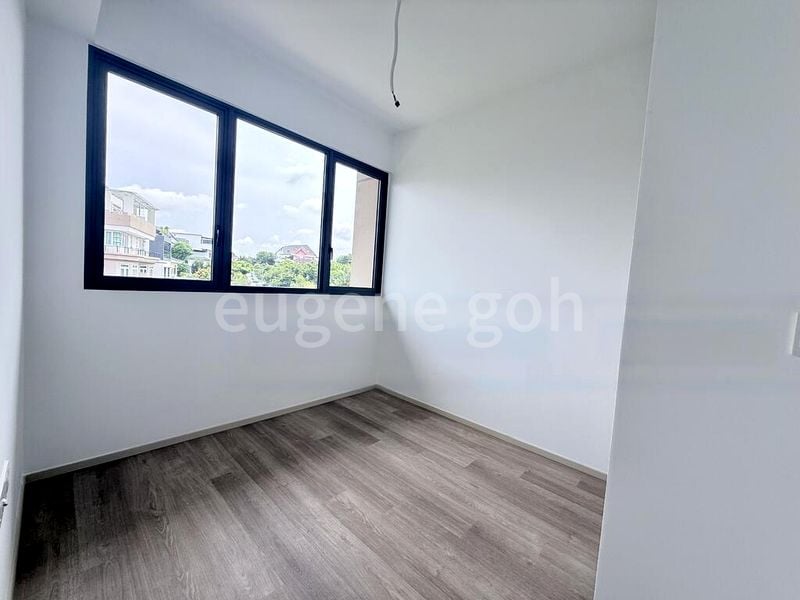 2 Bed Condo for Sale in  The Watergardens At Canberra - Image 2