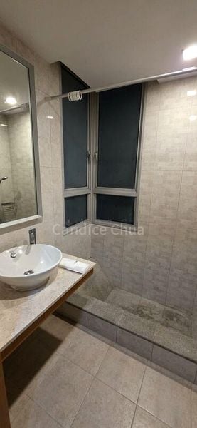 2 Bed Condo for Rent in The Lakeshore - Image 5