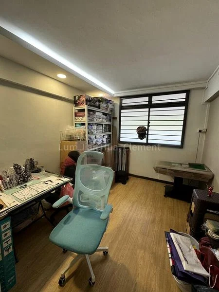 3 Room (3S) HDB for Sale in  684 Hougang Avenue 8 - Image 5