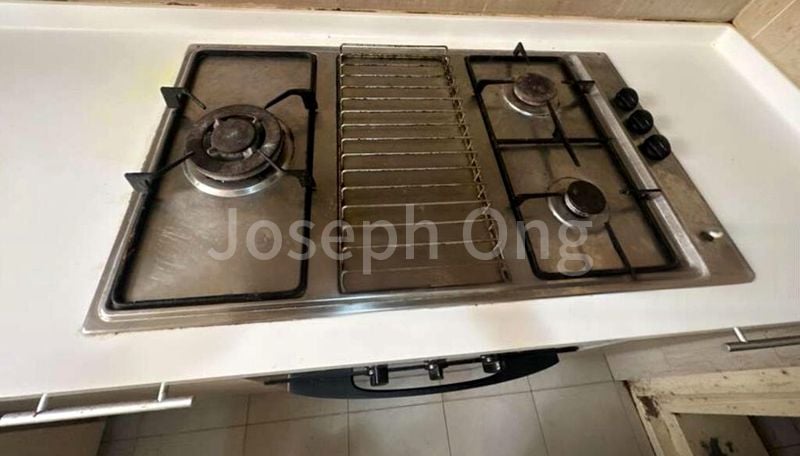 3 Bed Apartment (Condo) for Rent in  Regal 35 - Image 8