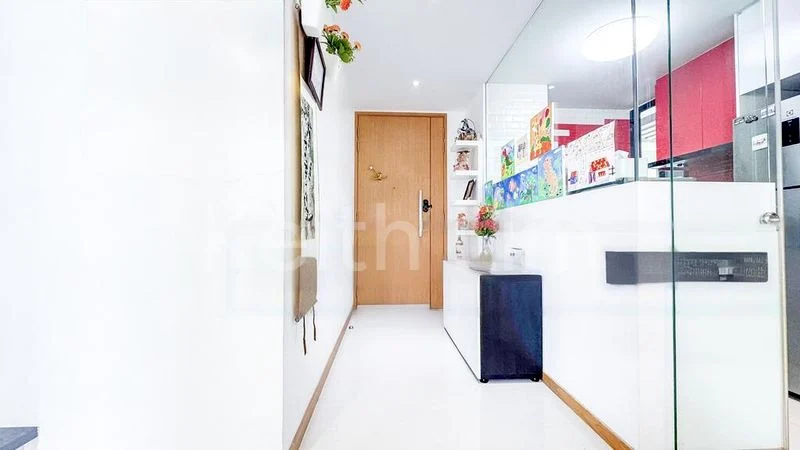 3 Bed Condo for Sale in  The Trilinq - Image 3