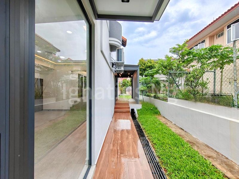 4 Bed Semi-Detached House (Landed) for Rent in  Double Bay Residences - Image 16