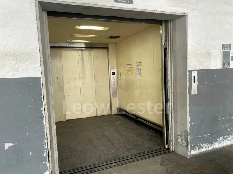 Warehouse for Rent: 4.5m / 6 loading bays, Yishun industrial park. - Image 2