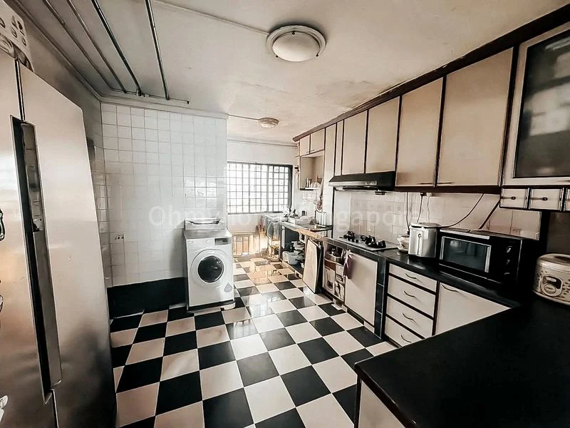 4 Room (4A) HDB for Sale in  766 Jurong West Street 74 - Image 7