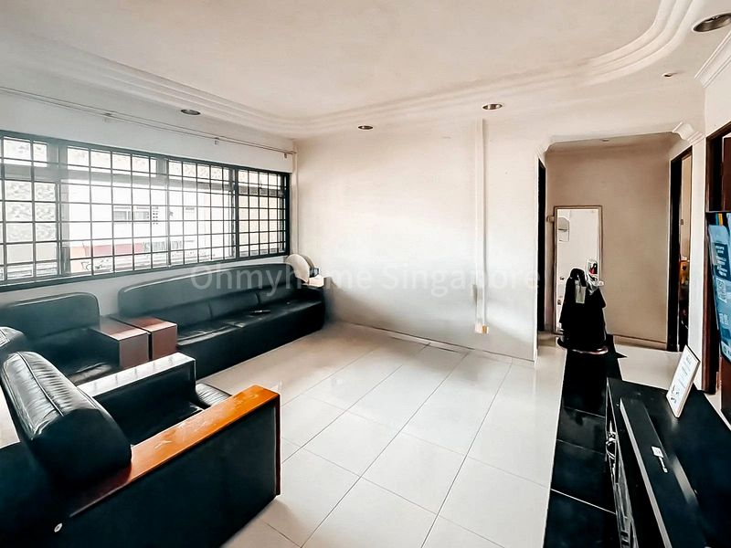 4 Room (4A) HDB for Sale in  766 Jurong West Street 74 - Image 4