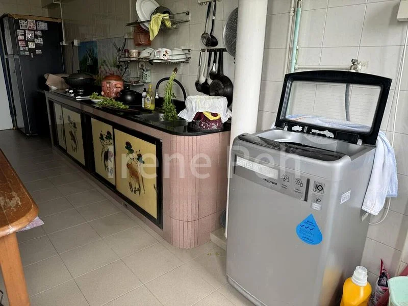 Common Room (HDB) for Rent in  624B Woodlands Drive 52 - Image 1