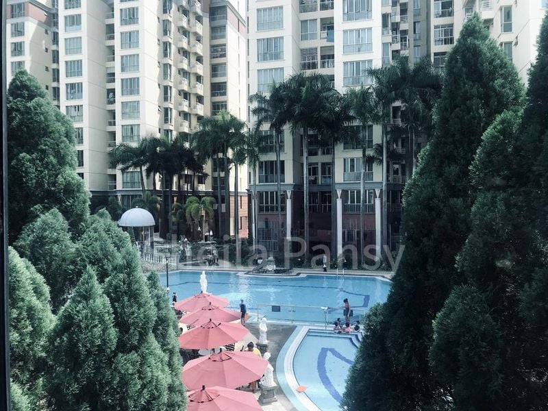 2 Bed Condo for Rent in  Astoria Park - Image 13