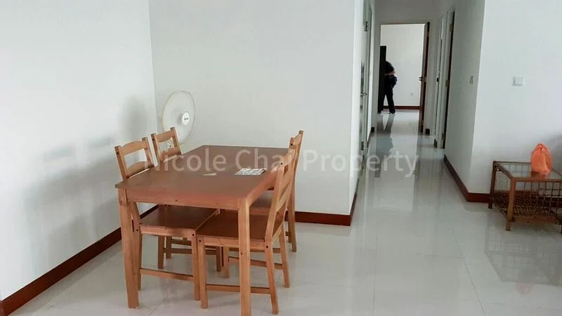 5 Room (5I) HDB for Rent in  468C Fernvale Link - Image 7