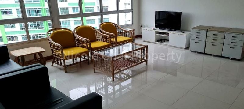 5 Room (5I) HDB for Rent in  468C Fernvale Link - Image 2