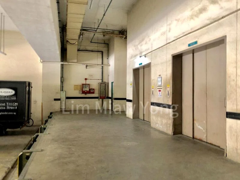 Factory / Workshop (B2) for Rent: Admiralty Industrial Park - Image 4