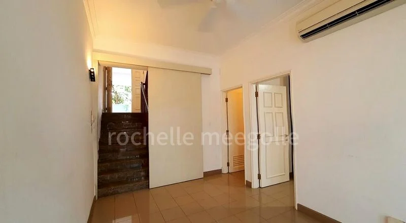 4 Bed Cluster House (Landed) for Rent in Chancery Grove - Image 6
