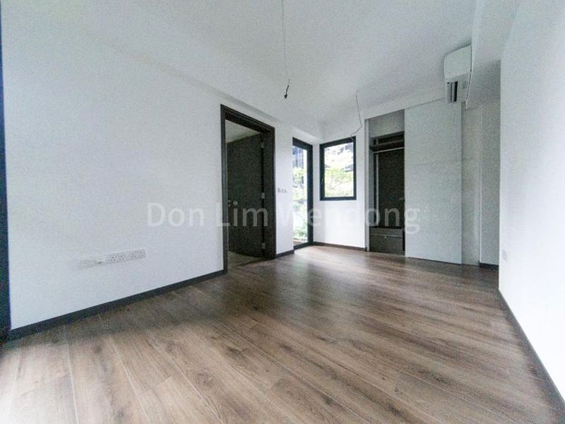 4 Bed Condo for Rent in  Lake Grande - Image 5