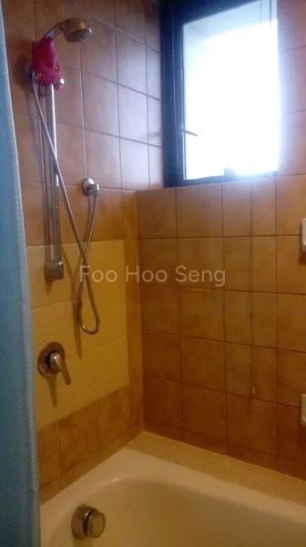 4 Bed Condo for Rent in  The Claymore - Image 7