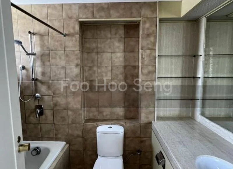 4 Bed Condo for Rent in  The Claymore - Image 9