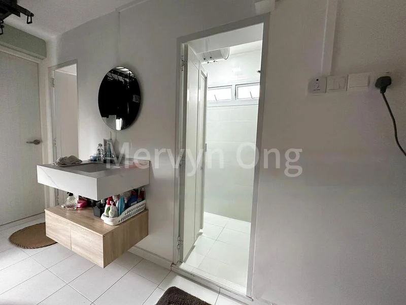 Room (HDB) for Rent in  2 Holland Avenue - Image 3
