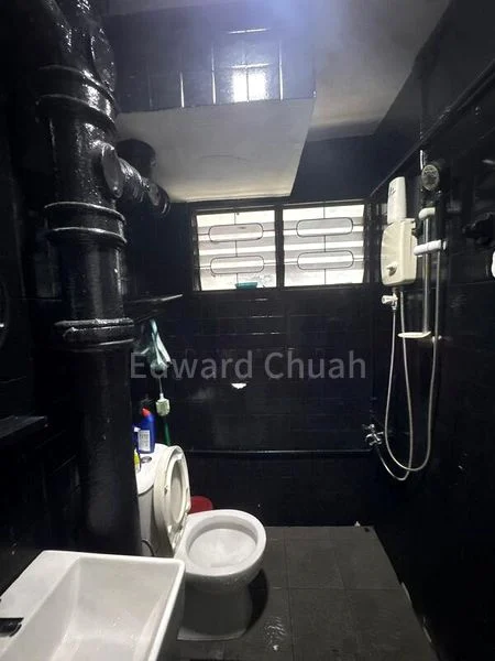 Common Room (HDB) for Rent in  564 Ang Mo Kio Avenue 3 - Image 3