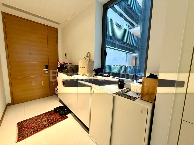 1 Bed Condo for Sale in  Marina One/ The Heart - Image 4