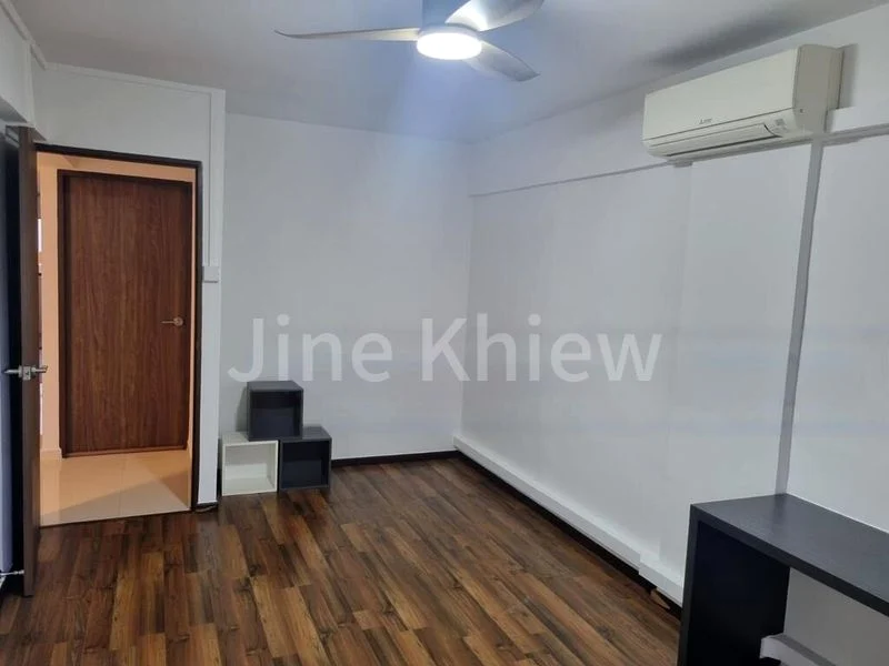 Room (HDB) for Rent in  217 Bukit Batok Street 21 - Image 4