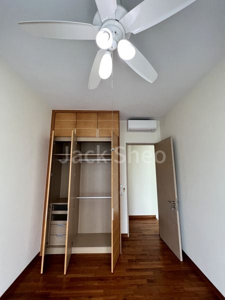 2 Bed Condo for Rent in  Rivergate - Image 4