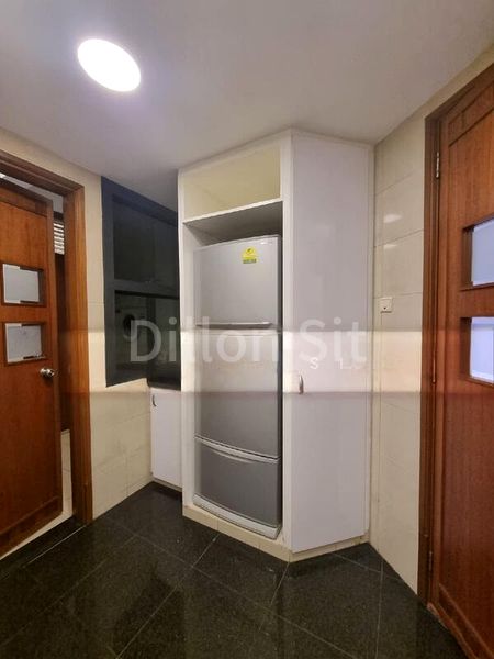 4 Bed Condo for Sale in  River Place - Image 10