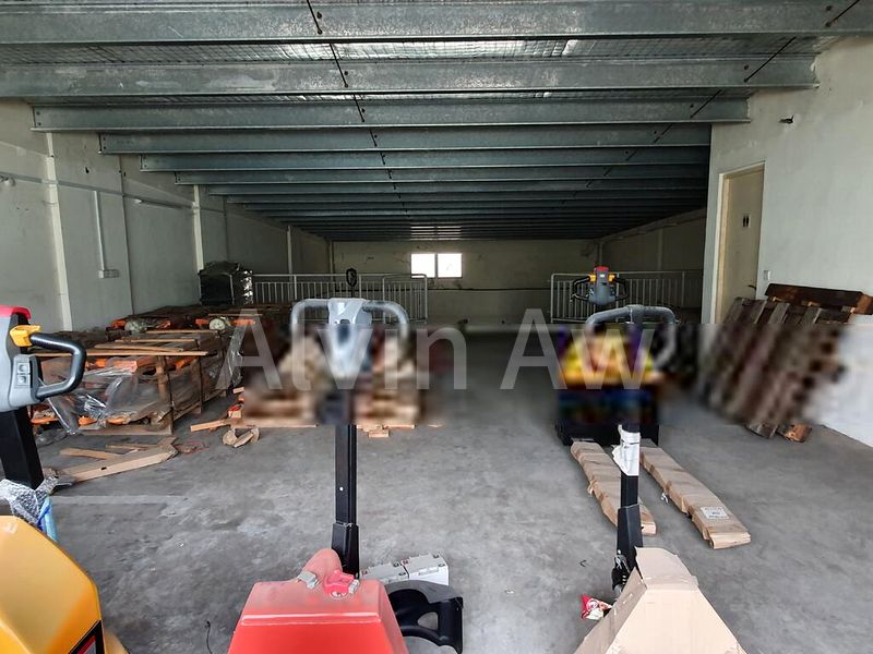 Factory / Workshop (B2) for Sale: Tuas B2 Heavy-Duty Factory for SMEs & Startups; Ground Floor with Mezzanine - Close to 2nd Link - Image 4