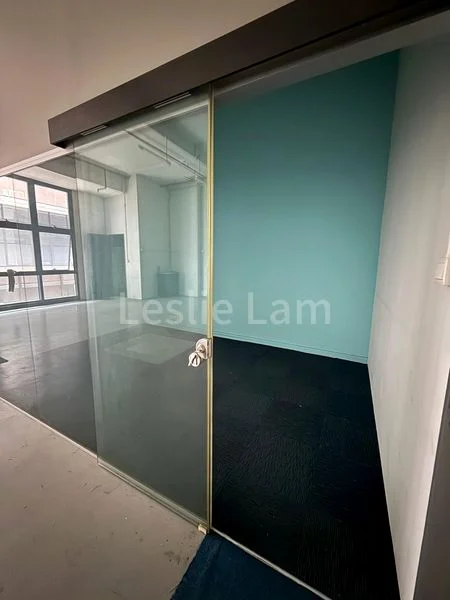 Light Industrial (B1) for Rent in Woodlands Horizon - Image 3