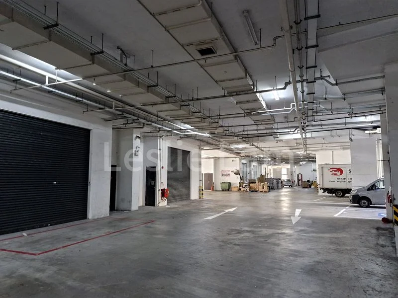 Light Industrial (B1) for Rent in Woodlands Horizon - Image 5