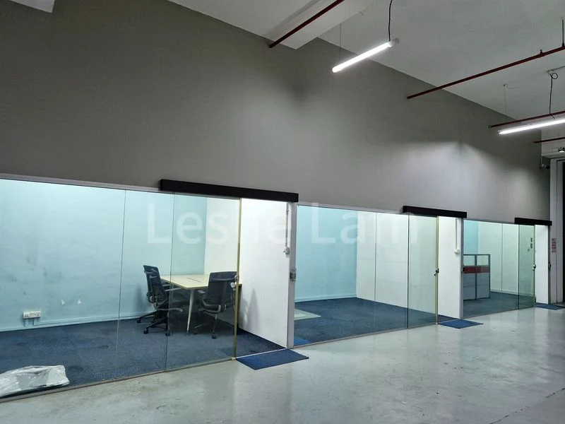 Light Industrial (B1) for Rent in Woodlands Horizon - Image 2