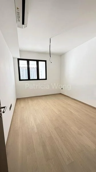 4 Bed Apartment (Condo) for Sale in  Rangoon Road - Image 8