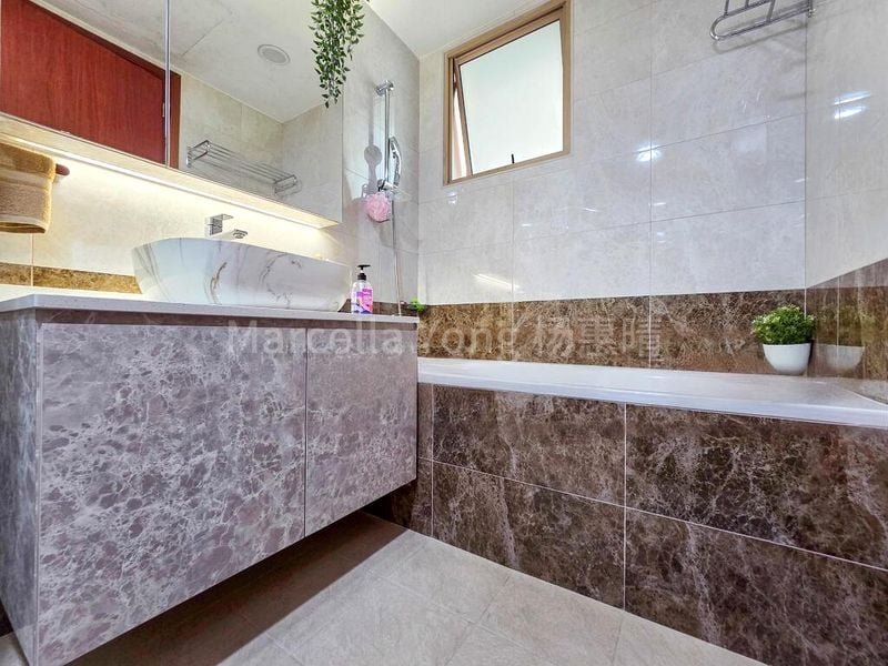 3 Bed Condo for Sale in  The Rivervale - Image 9