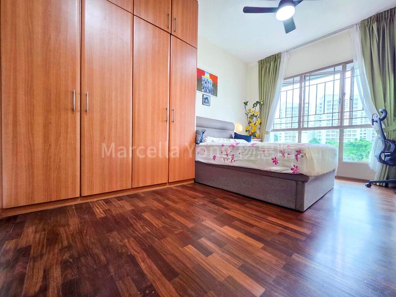 3 Bed Condo for Sale in  The Rivervale - Image 11