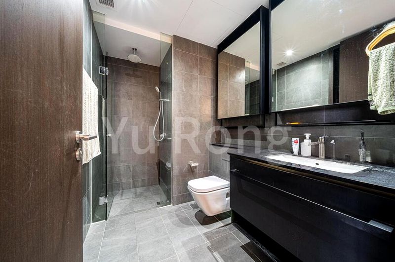 2 Bed Condo for Sale in Park Colonial - Image 8