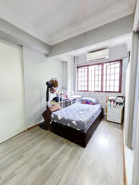 5 Room (5I) HDB for Sale in 899C Woodlands Drive 50 - Image 8
