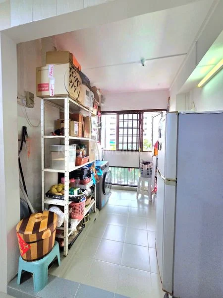 5 Room (5I) HDB for Sale in 899C Woodlands Drive 50 - Image 10