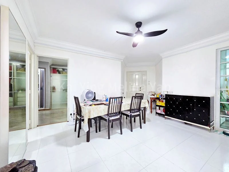 5 Room (5I) HDB for Sale in 899C Woodlands Drive 50 - Image 3