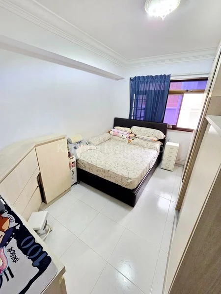 5 Room (5I) HDB for Sale in 899C Woodlands Drive 50 - Image 6