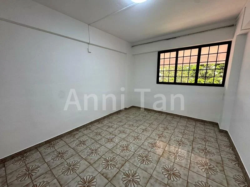 4 Room (4A) HDB for Sale in  640 Ang Mo Kio Avenue 6 - Image 5