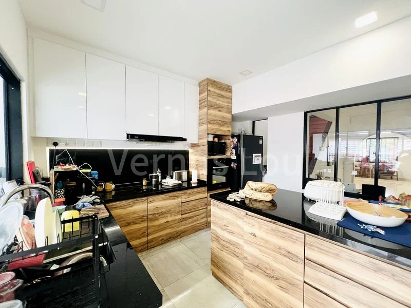 3 Bed Terraced House (Landed) for Rent in  Sennett Estate - Image 5