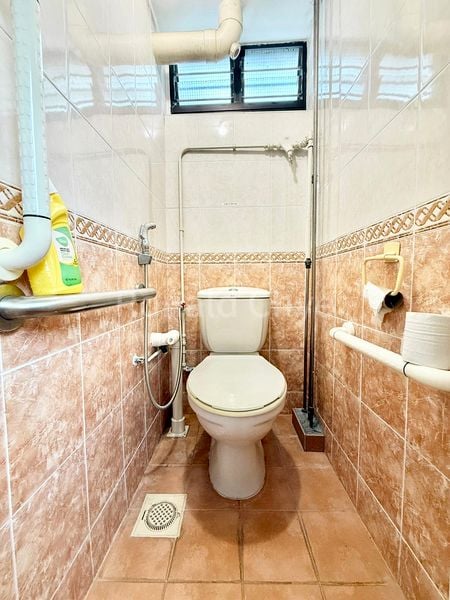 4 Room (4I) HDB for Sale in  17 Marine Terrace - Image 18