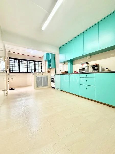 4 Room (4I) HDB for Sale in  17 Marine Terrace - Image 12