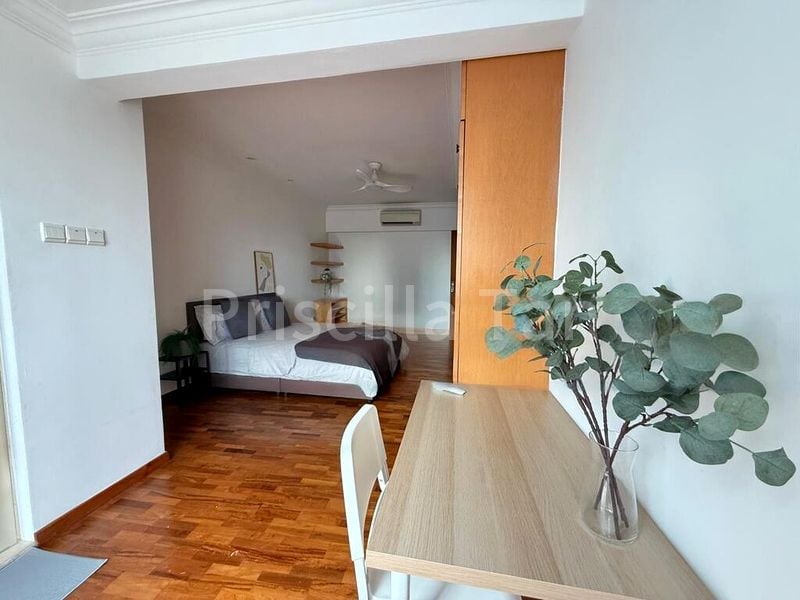 Master Room (Condo) for Rent in  Pandan Valley - Image 3
