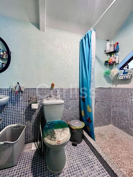 7 Bed Semi-Detached House (Landed) for Sale in  Golden Palms - Image 5