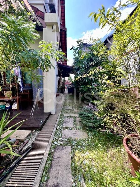 7 Bed Semi-Detached House (Landed) for Sale in  Golden Palms - Image 4