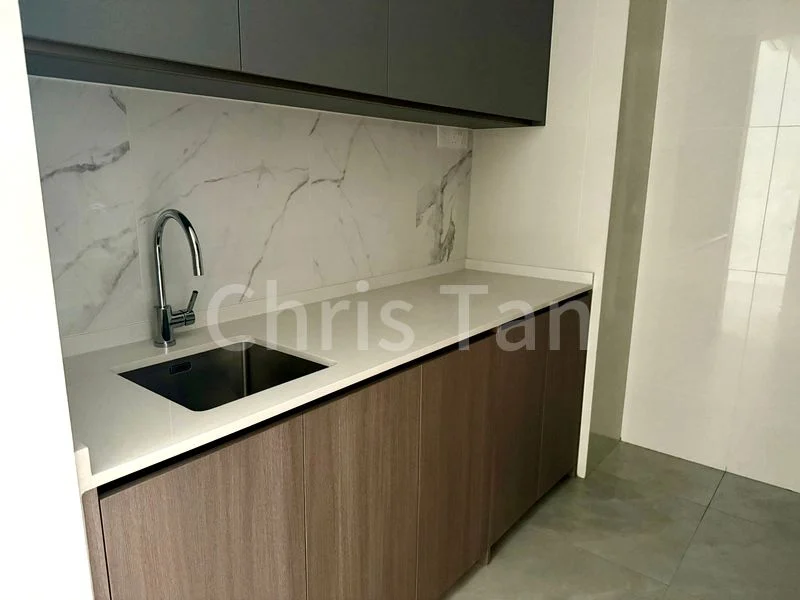 2 Bed Apartment (Condo) for Rent in The Watergardens At Canberra - Image 7