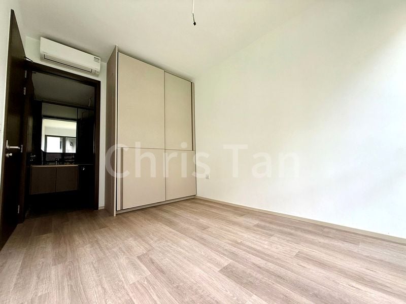 2 Bed Apartment (Condo) for Rent in The Watergardens At Canberra - Image 4