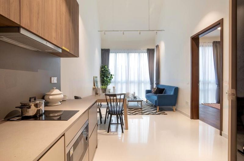 2 Bed Condo for Rent in Holland Grove Road - Image 1