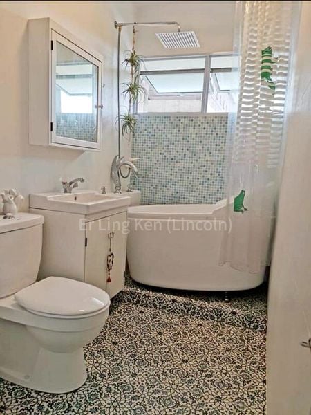 Executive HDB for Rent in  404 Bukit Batok West Avenue 7 - Image 10