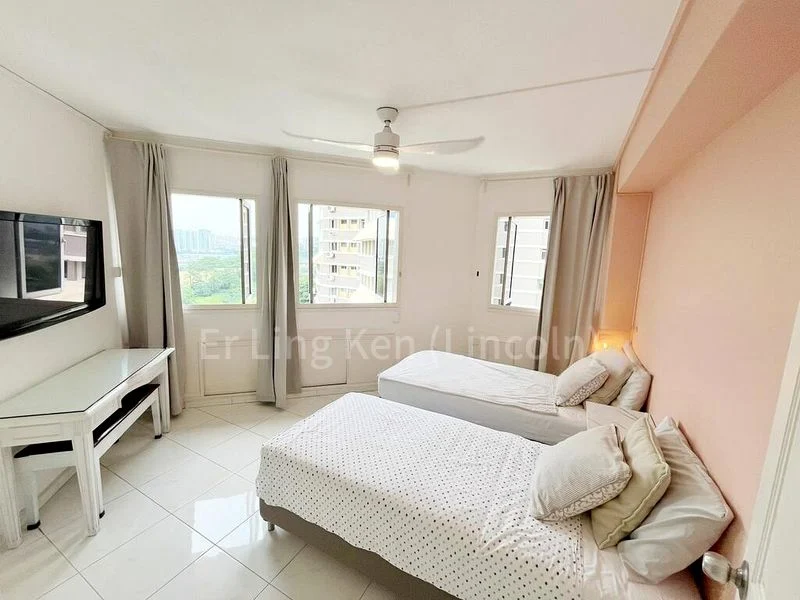 Executive HDB for Rent in  404 Bukit Batok West Avenue 7 - Image 8